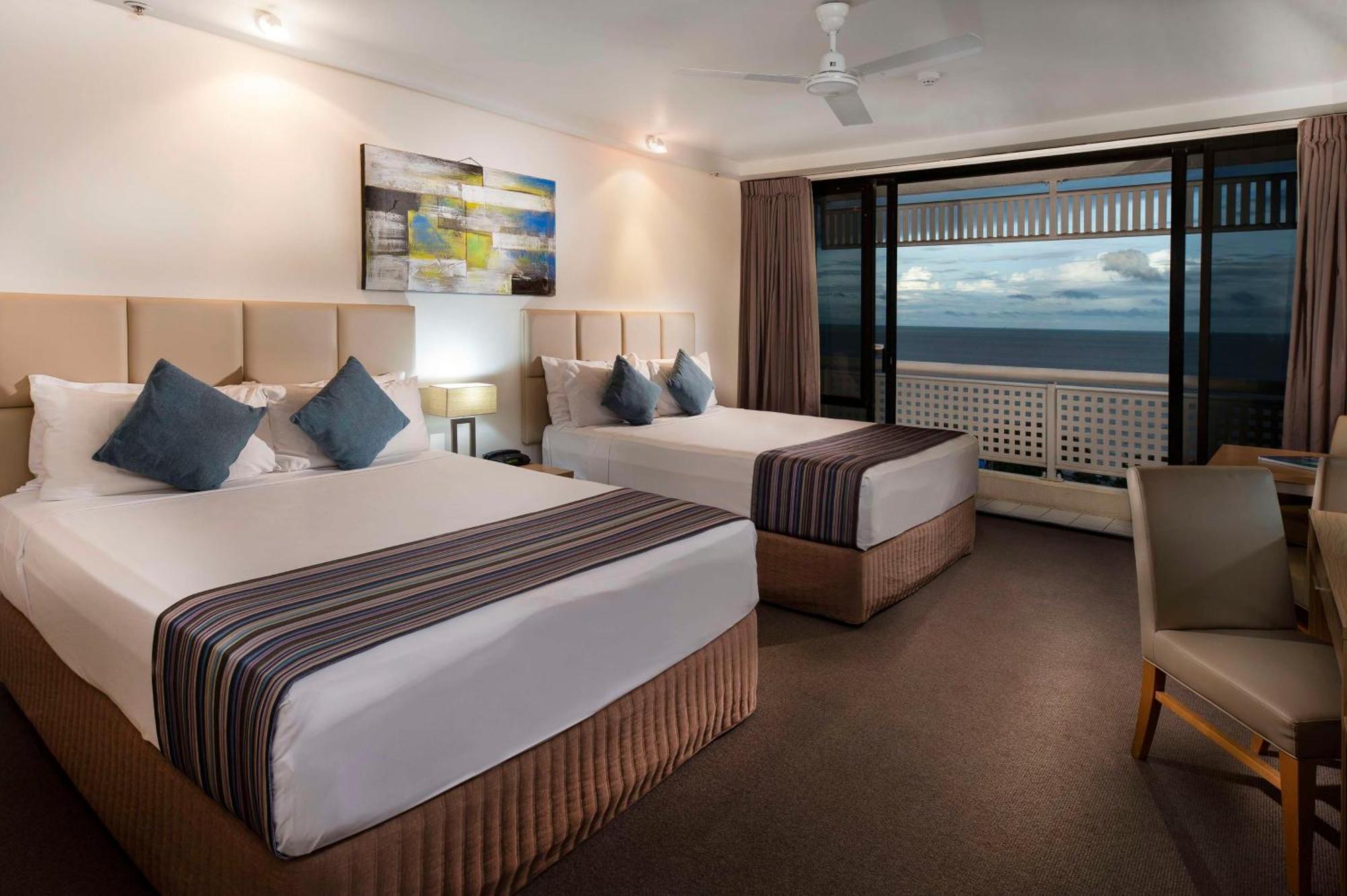 Rydges Esplanade Resort Cairns Exterior foto